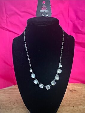 paparazzi Silver Sparkling Clear Crystal Necklace
